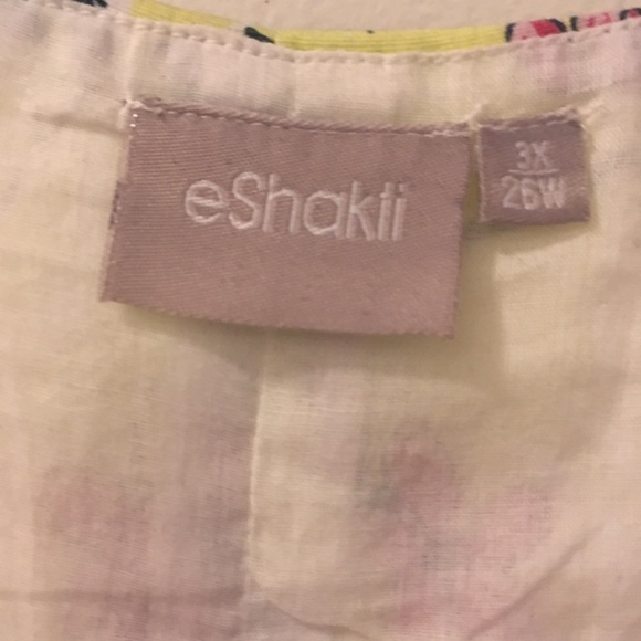 Spring dress. - Picture 2 of 2